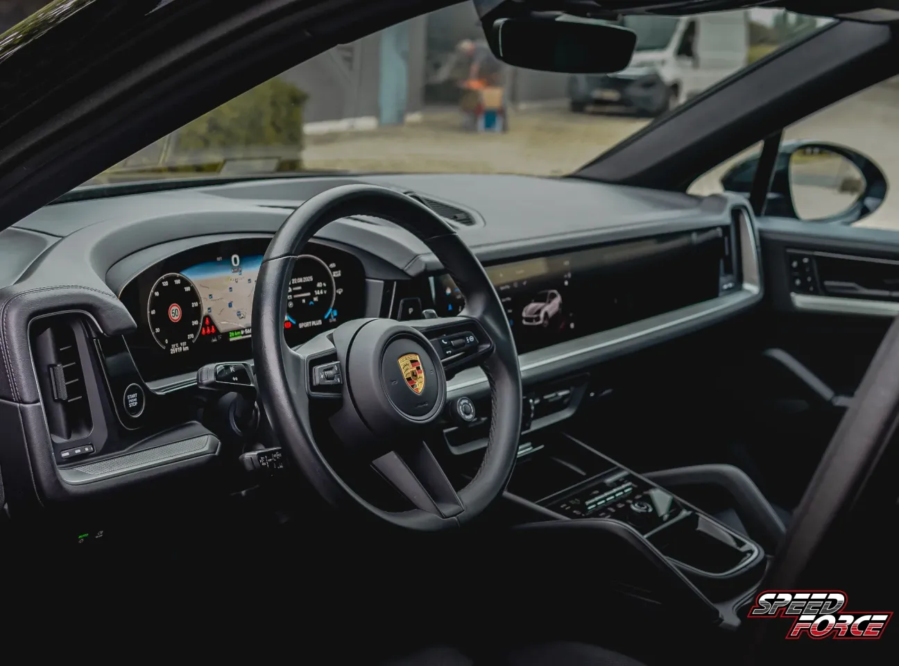 Interior Porsche Cayenne Coupé E-Hybrid FACELIFT