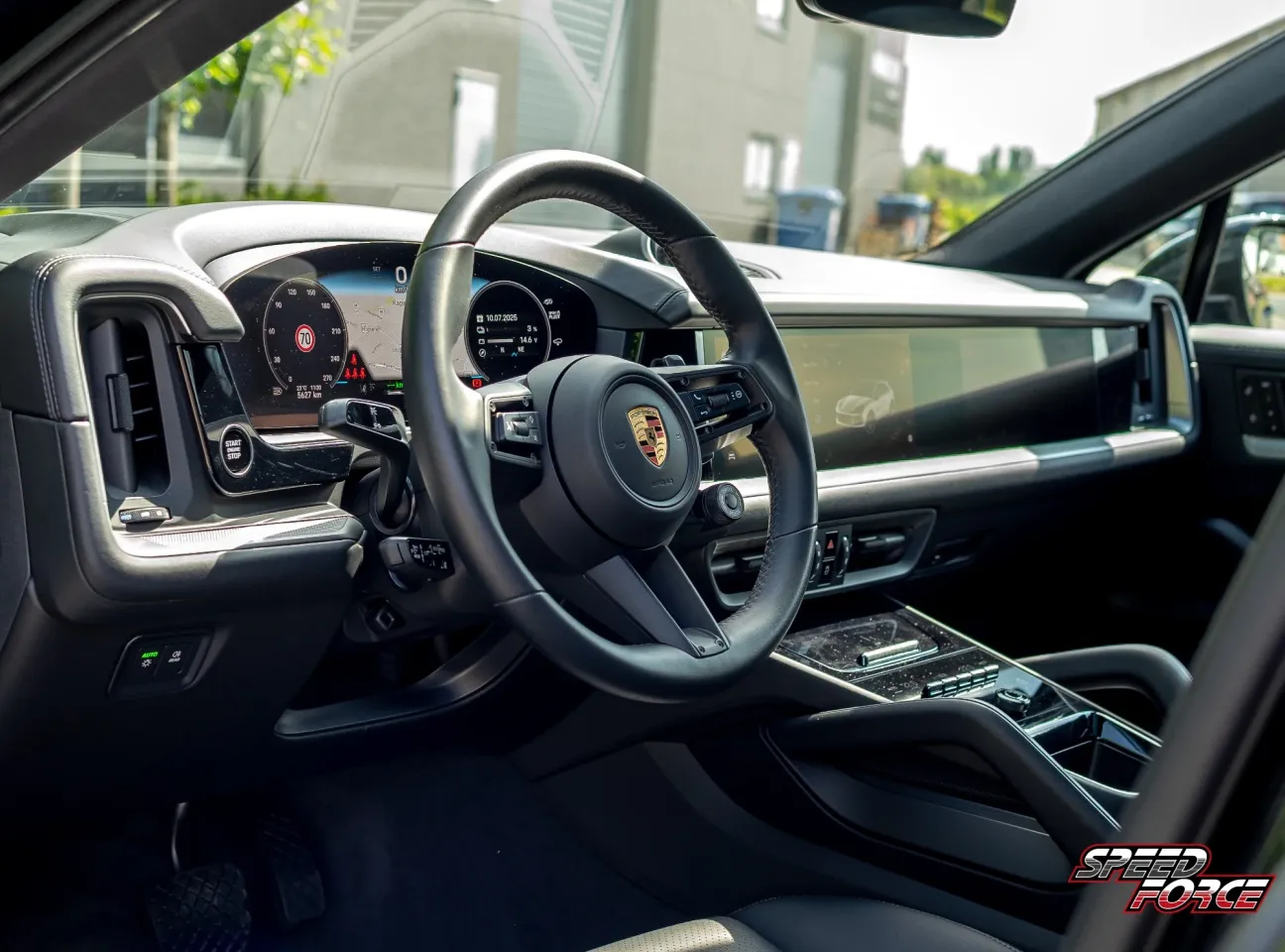 Interior Porsche Cayenne Coupé E-Hybrid FACELIFT