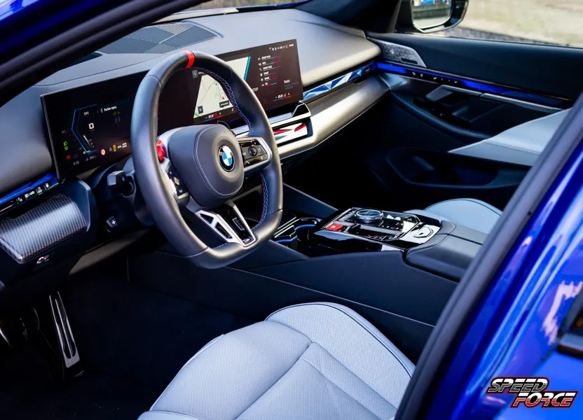 Intérieur BMW M5 Touring PHEV