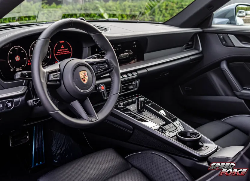 Interieur Porsche 911 Carrera 992.2