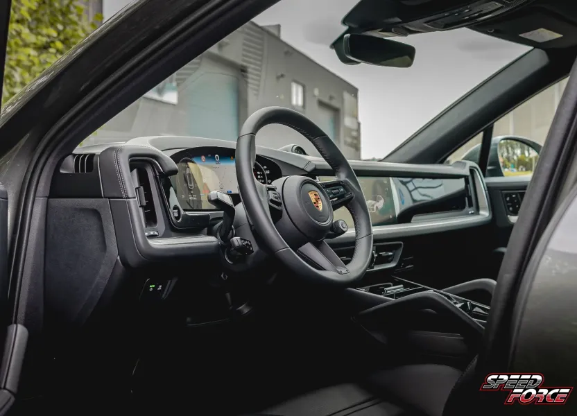 Interieur Porsche Cayenne Coupé E-Hybrid FACELIFT