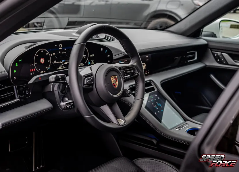 Interieur Porsche Taycan Sport Turismo FACELIFT