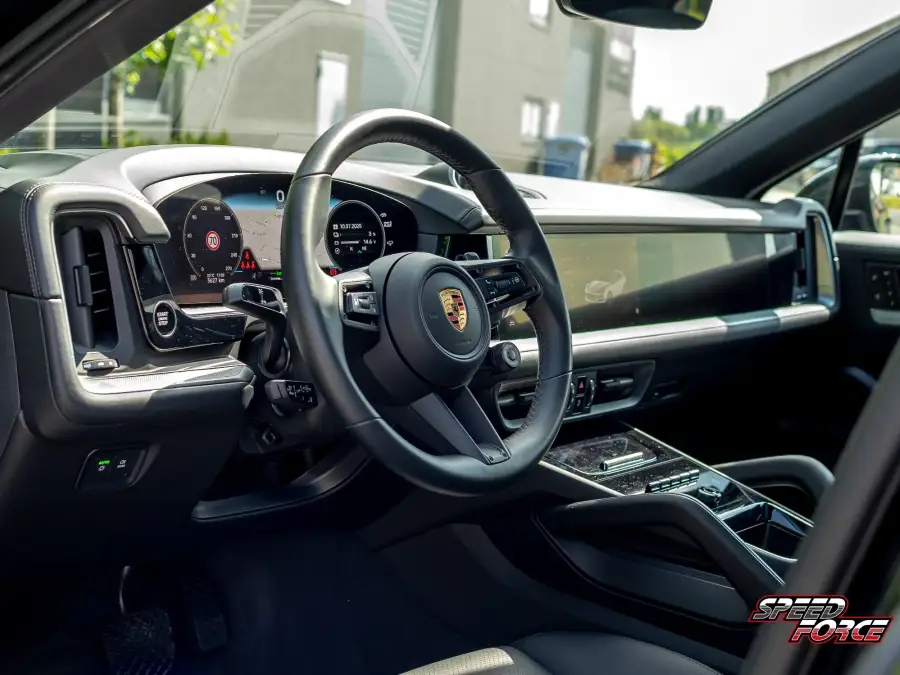 Intérieur Porsche Cayenne Coupé E-Hybrid FACELIFT