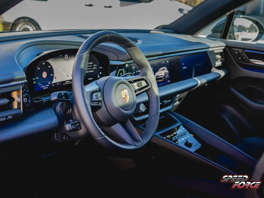 Intérieur Porsche Macan 4 EV