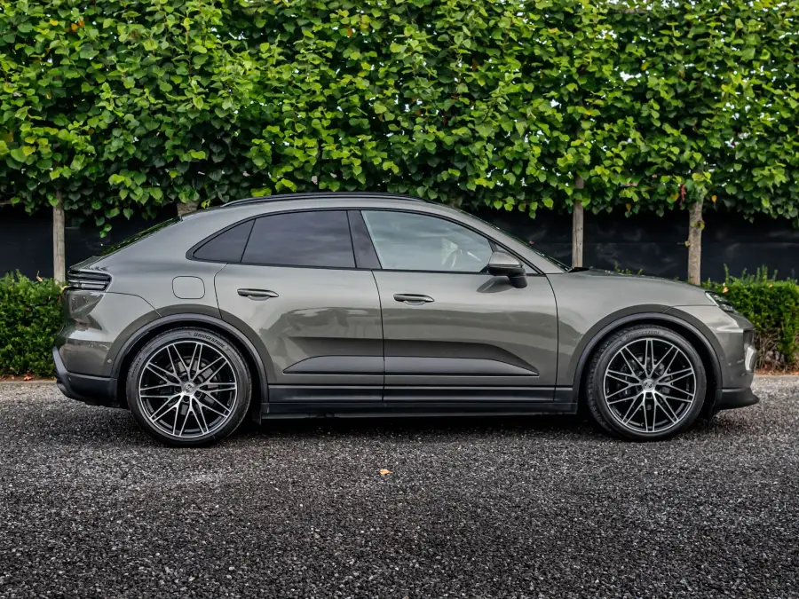 Extérieur Porsche Macan 4 EV