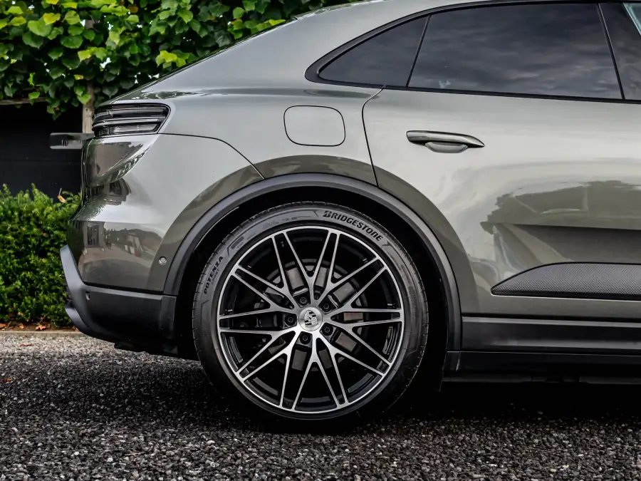 Extérieur Porsche Macan 4 EV