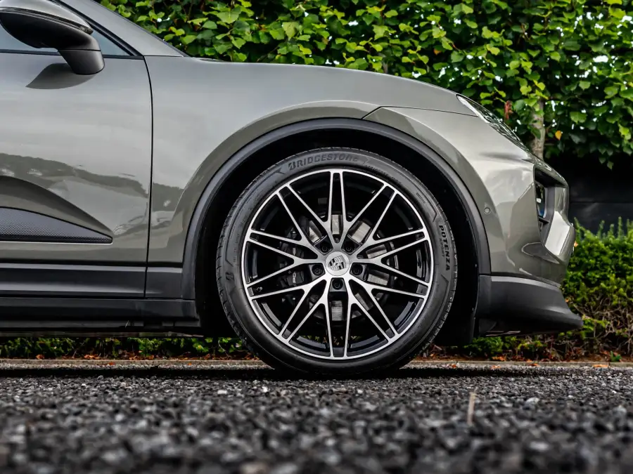 Extérieur Porsche Macan 4 EV