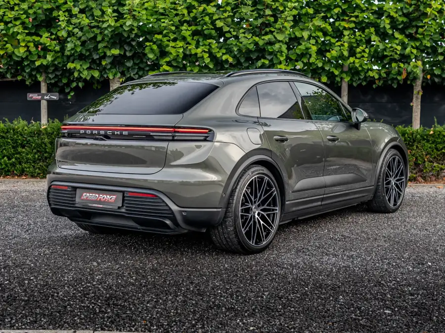 Extérieur Porsche Macan 4 EV