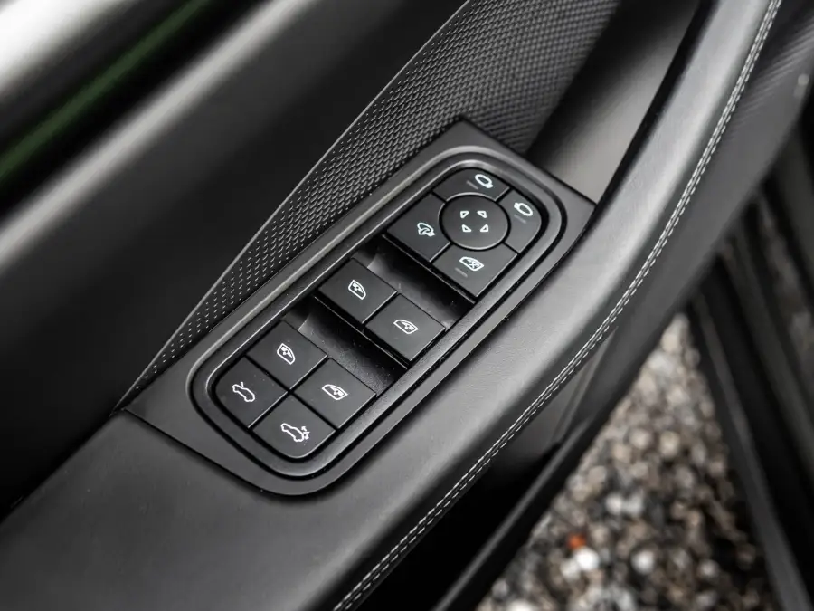 Intérieur Porsche Macan 4 EV