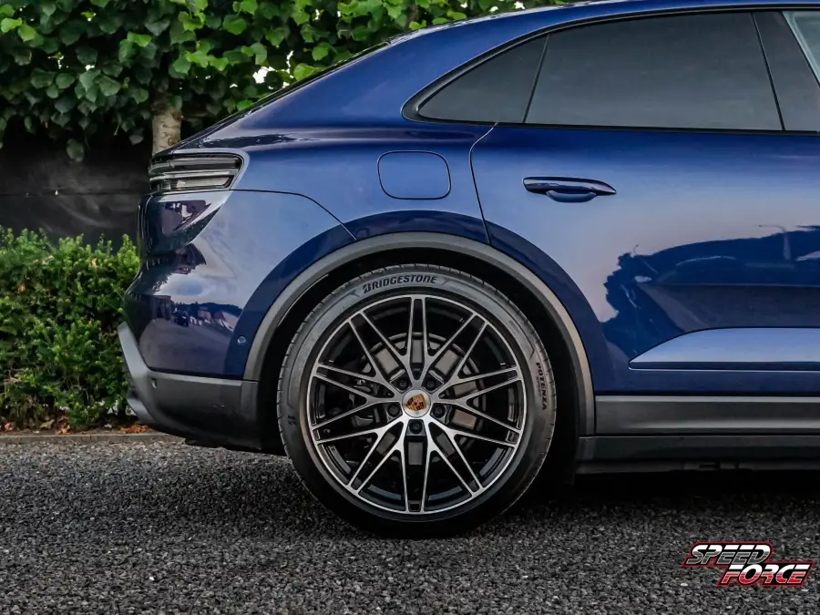 Extérieur Porsche Macan 4 EV