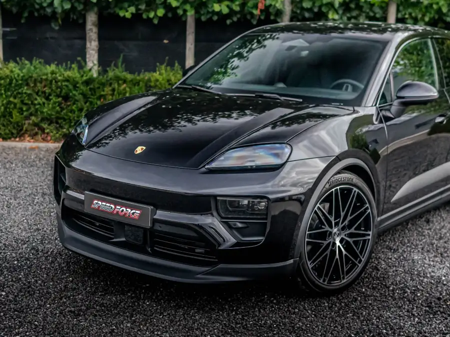 Exterior Porsche Macan 4 EV