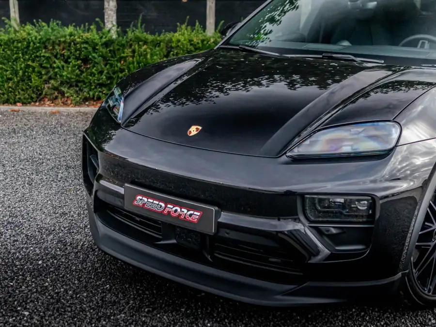 Exterior Porsche Macan 4 EV