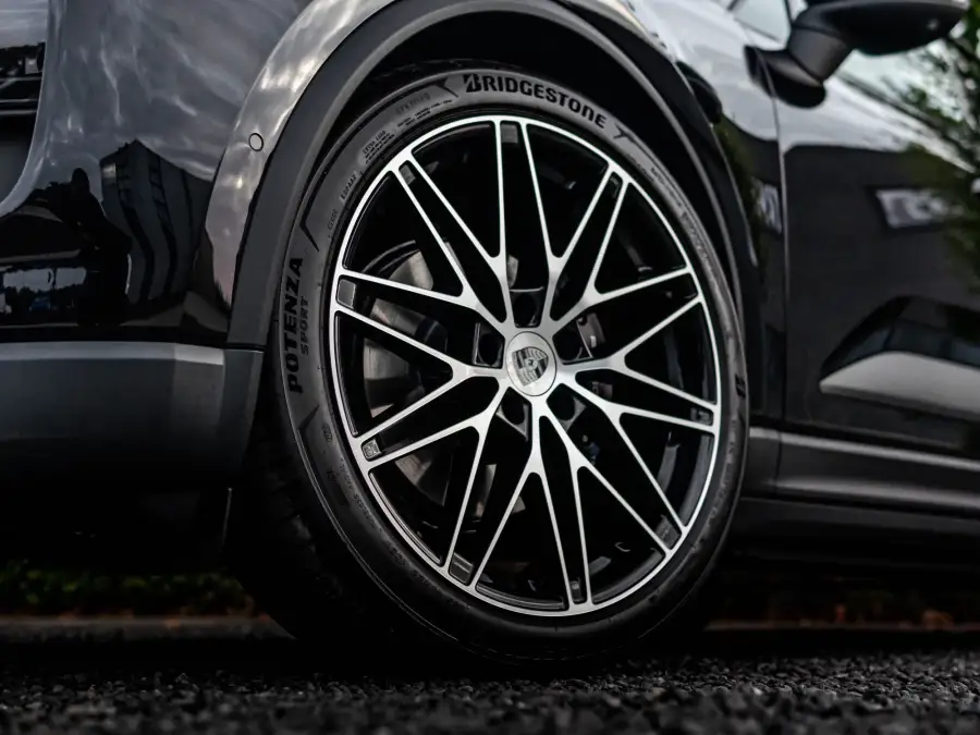 Exterior Porsche Macan 4 EV