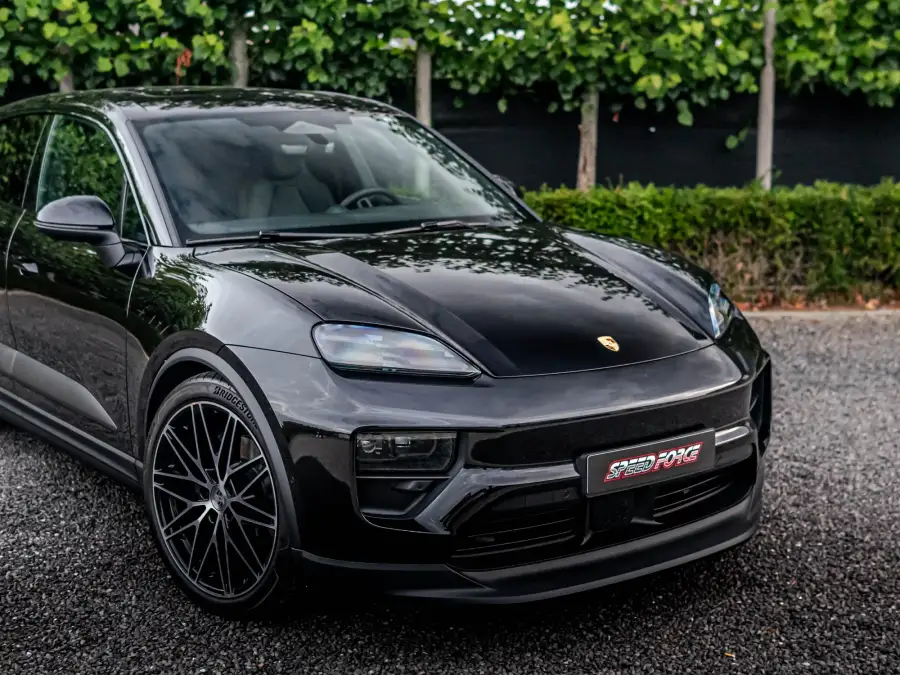 Exterior Porsche Macan 4 EV