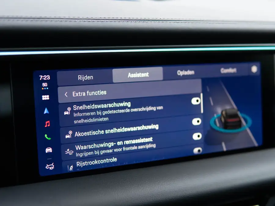 Interior Porsche Macan 4 EV