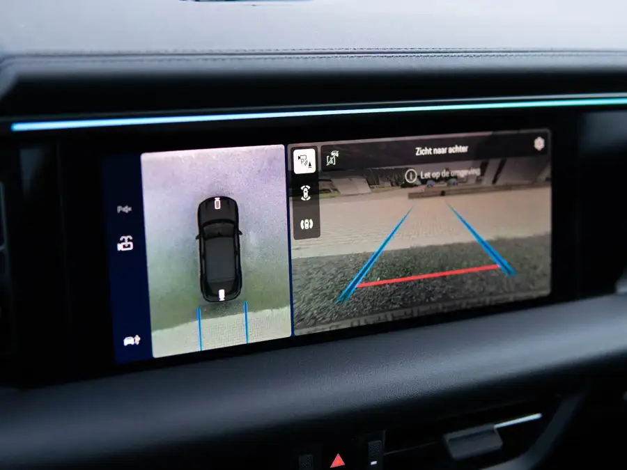 Interior Porsche Macan 4 EV