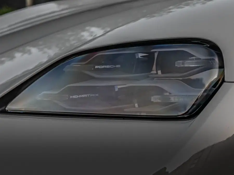 Extérieur Porsche Taycan Sport Turismo FACELIFT