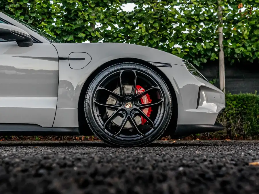 Extérieur Porsche Taycan Sport Turismo FACELIFT