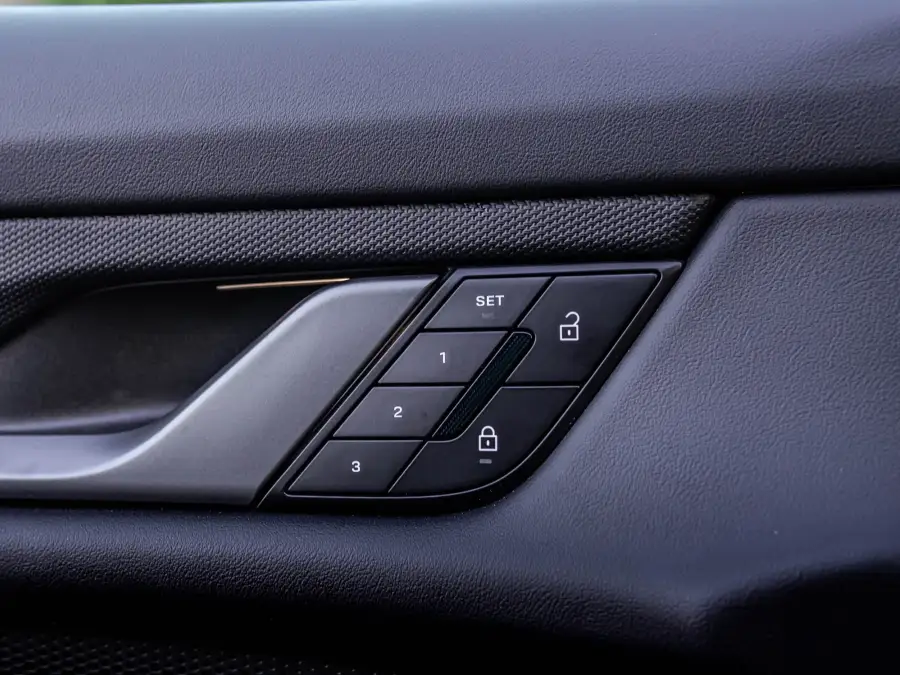 Intérieur Porsche Taycan Sport Turismo FACELIFT
