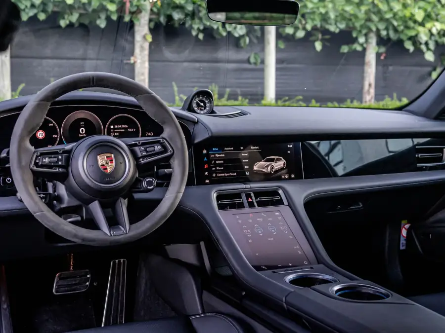 Intérieur Porsche Taycan Sport Turismo FACELIFT