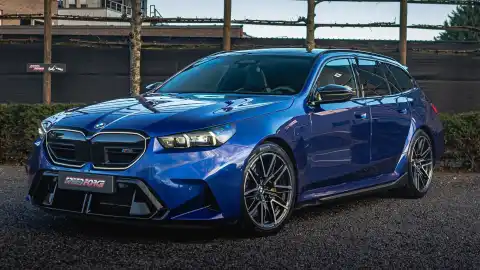 Header BMW M5 Touring PHEV