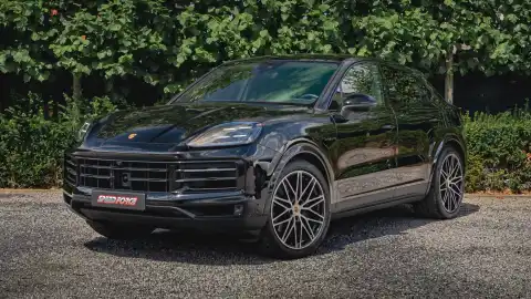 Header Porsche Cayenne E-Hybrid FACELIFT