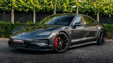 Header Porsche Taycan FACELIFT